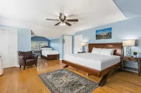 Comfortable Rooms Near All Nola Hot Spots Hotels near Foilage Park