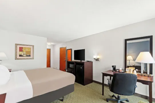 Quality Inn Hotels in Dry Ridge