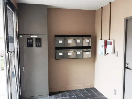 Ouchi Hotel Itsukaichi Отели рядом со станцией JR Shin-Inokuchi Station