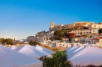ザ・スタンダード、イビザ - カップル