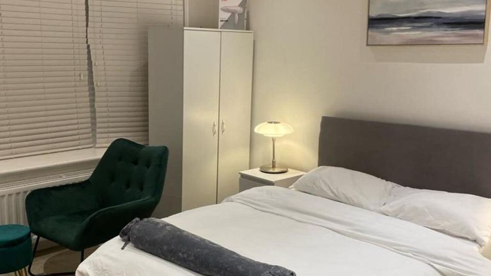 Stunning 1-Bed Apartment -Sleeps 2 & Central Links