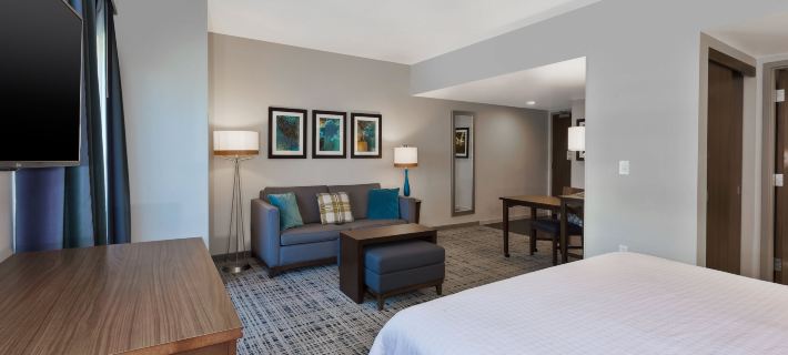 Homewood Suites by Hilton Charlotte Uptown First Ward Hotele w: Mecklenburg County