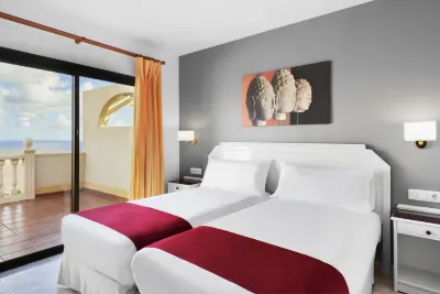Elba Lucía Sport & Suite Hotel Hotels near Mercadona