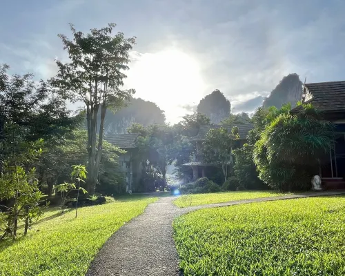 Montania Lifestyle Hotel Hotels in Phanom
