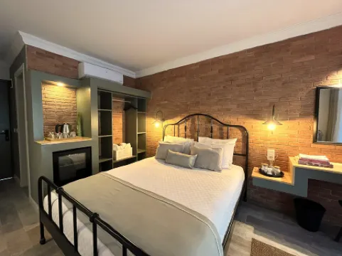 塞利米耶斯夭力恆酒店