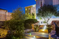 Family Resort Hotel Manora Hotels in Martinscica