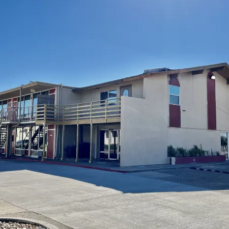 EZ Travel Inn College Station