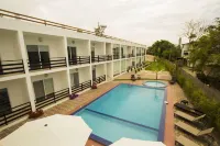 Ocean Blue Hotel - Pools
