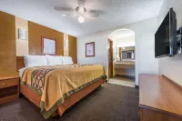 Super 8 by Wyndham Waco/Mall Area TX