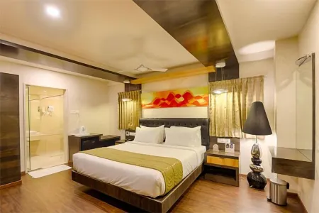Hotel Chenthur Park