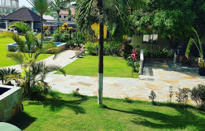 Sweet Garden Hotel