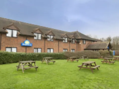 Days Inn by Wyndham Sevenoaks Clacket Lane Hotels in Westerham