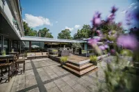 Schlosshotel Monrepos Отели рядом с достопримечательностью «Ludwigsburg Protestant University of Applied Science»