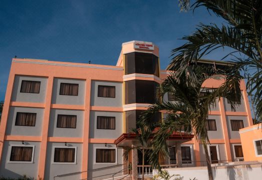 5. 아담스 뷰 호텔..