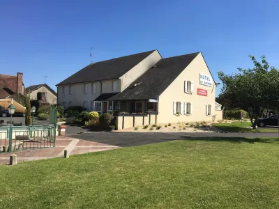 Hôtel Le Dauphin Hôtels à : Châteauneuf-sur-Loire