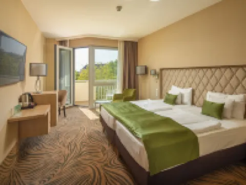 Greenfield Hotel Golf & Spa Superior Hotels in Buk