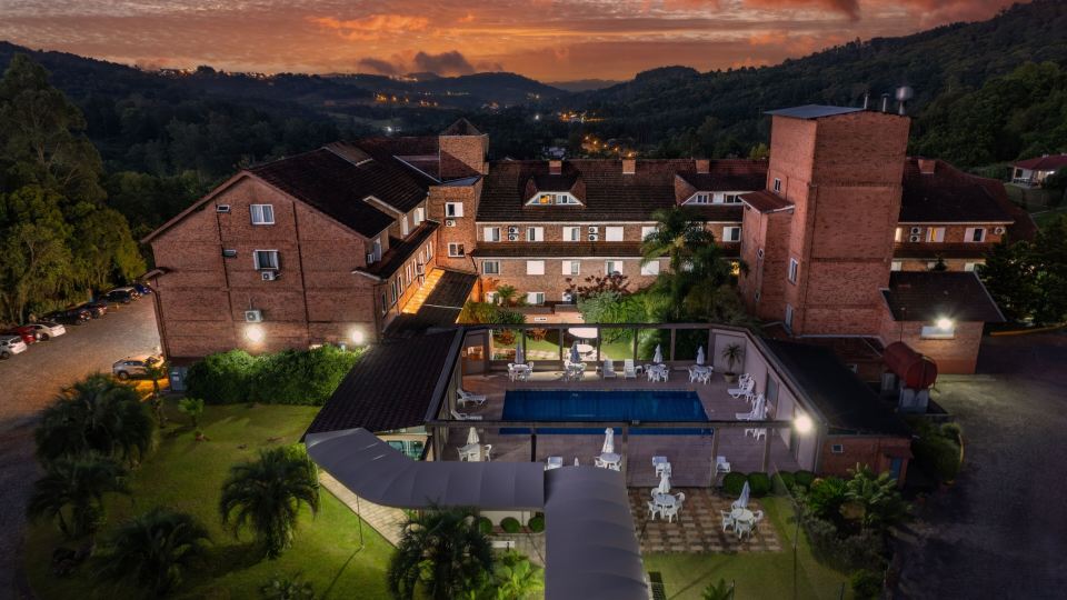 Farina Park Hotel