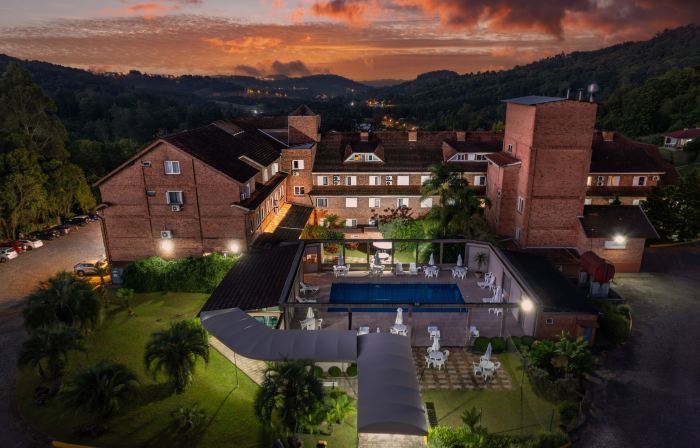 Farina Park Hotel