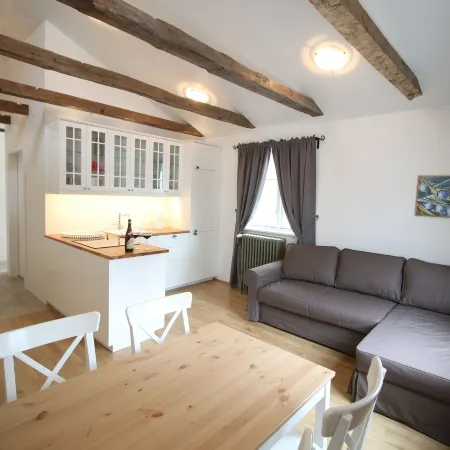 Acco Ice Apartments
