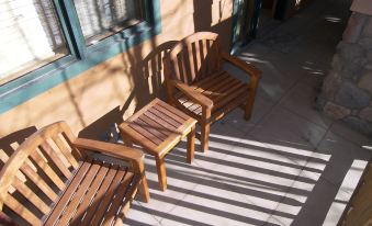 Arapahoe Lodge 1 Bed 1 Bath B