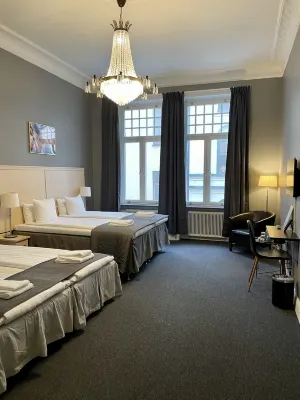 Unique Hotel Hotels near Drottninggatan