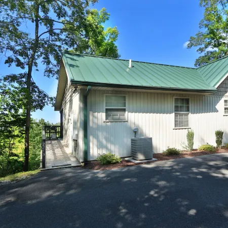 Pine Needles 6 - One Bedroom Chalet