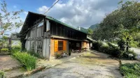 Opal House Ta Van