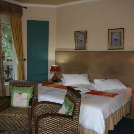 Villa-Candilabra Guesthouse
