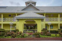 Bay Gardens Hotel Hotels in Choc