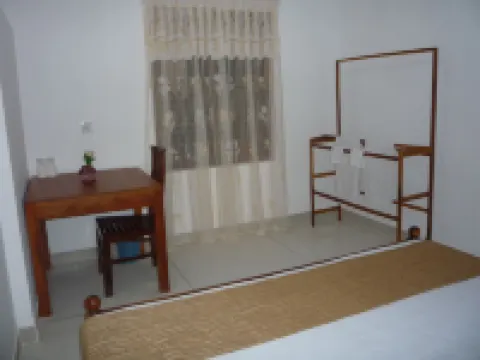 Nest Residence - Hostel Hotels near Medilla Beach