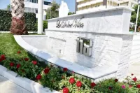 Meg Lifestyle Hotel & Apartaments