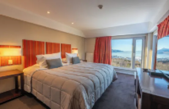 羅斯艾斯波斯烏斯懷亞酒店 酒店