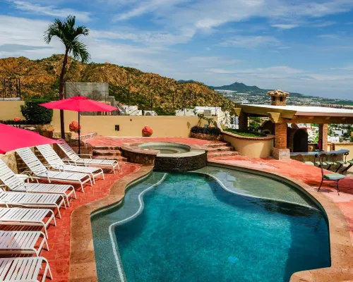 Castillo Blarney Inn Hotels near Medano Beach