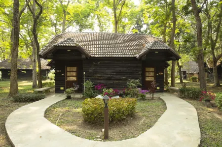 The Legacy River Kwai Resort Отели в г. Dan Makham Tia