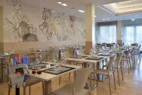 Hotel Boemia - Desayuno