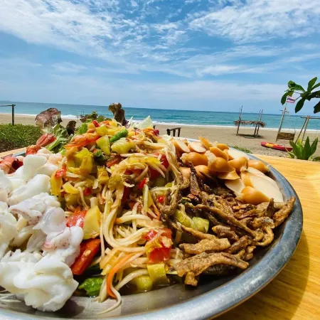 Klong Jark Bungalows Отели рядом с достопримечательностью «Bamboo Beach»