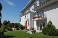 "Willa Pod Cyprysami" Hotels near Panorama Słupska