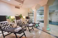 Mamaison le Regina Boutique Hotel - piscina