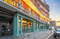 Harte and Garter Hotels near LEGOLAND® Windsor Resort