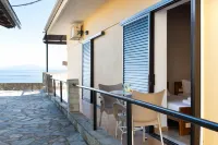 Dimitra Studios - Ocean View