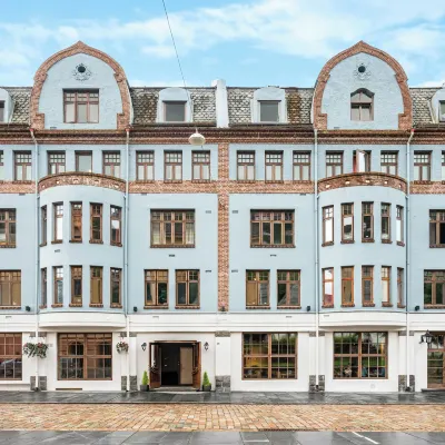 Breeze Hotel Victoria Hotels near Bergen Station