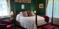 The Carriage Inn B&B - The Garden View Room