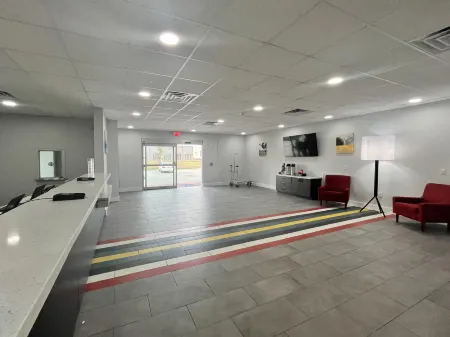 Studio 6 Gonzales, la - Baton Rouge / Geismar / Prairieville I-10 Отели рядом с достопримечательностью «Хаумас Хаус энд Гарденс»