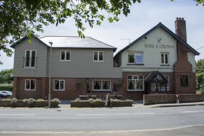 Rose and Crown فنادق في Wareham