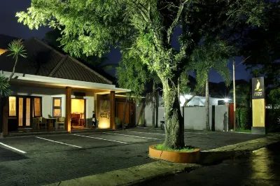 Cozy Boutique Guest House Hotel di Oro-oro Dowo