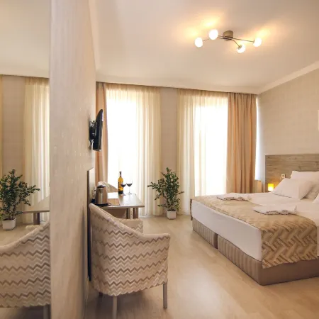 Kenari Hotel