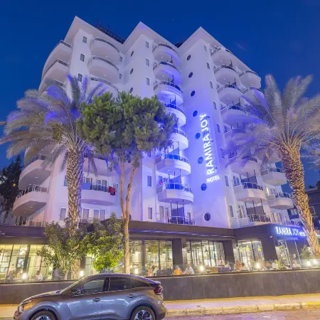 Ramira Joy Hotel Отели рядом с достопримечательностью «Cleopatra Beach»