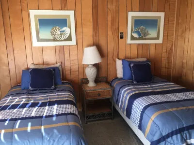 Tyee Restaurant and Motel فنادق في Coupeville