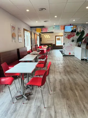 Thriftlodge Cochrane South Отели в г. Кокран