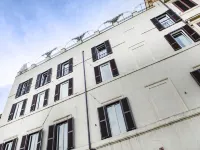 Torre Argentina Relais - Residenze di Charme Hotels near Torre Argentina